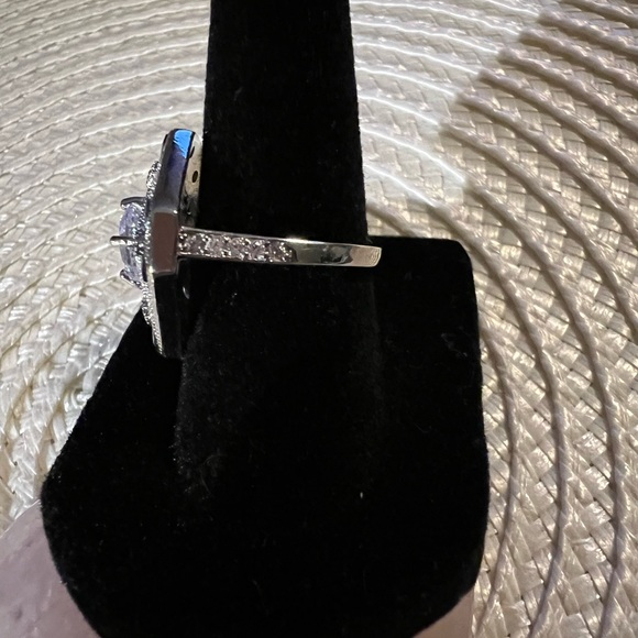 Art Deco Style Blue n White Crystal CZ Ring - Picture 7 of 10